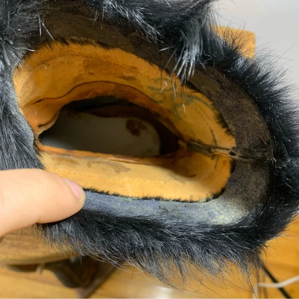 Mocatem Moccasins mukluks nap Gignac made in Canada hand made  Winter fur boots - Picture 7 of 13